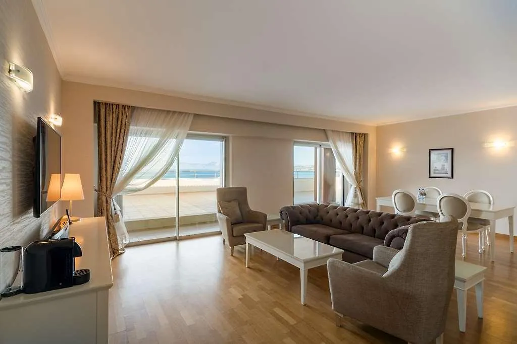 Radisson Blu Resort & Spa. Çeşme